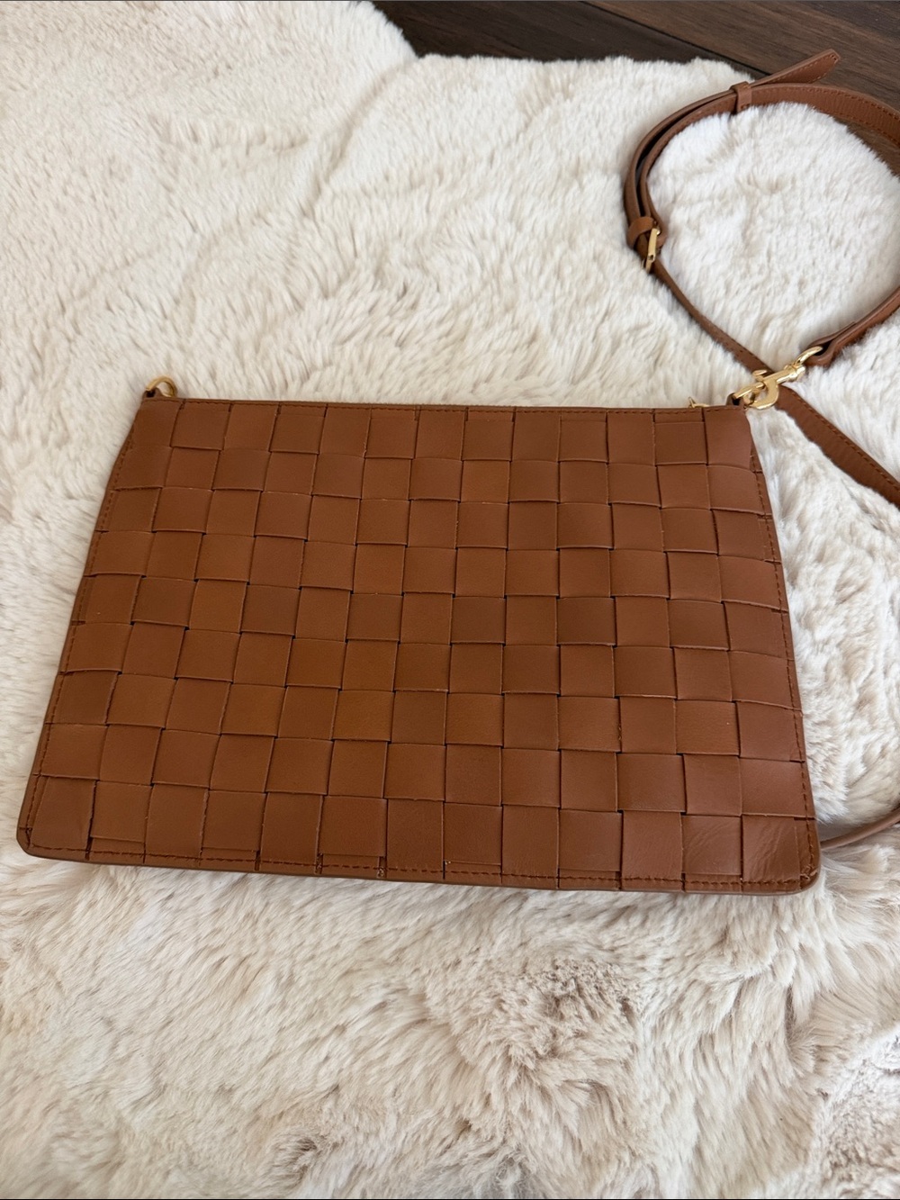 Quince Italian Leather crossbody —Brown - Picture 2 of 3